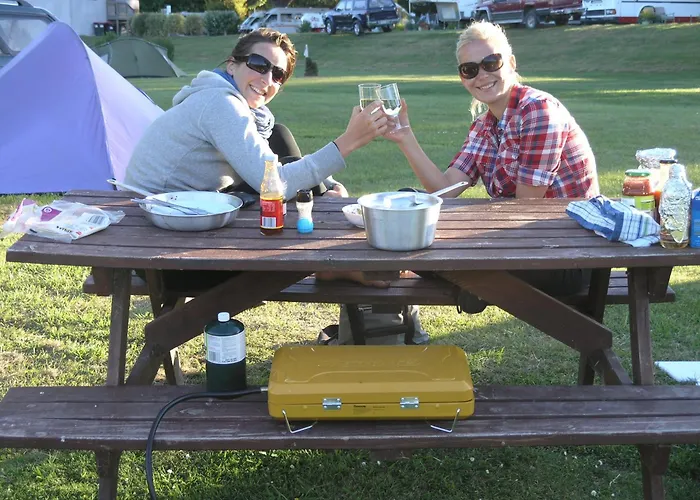 Blenheim Bridges Holiday Park